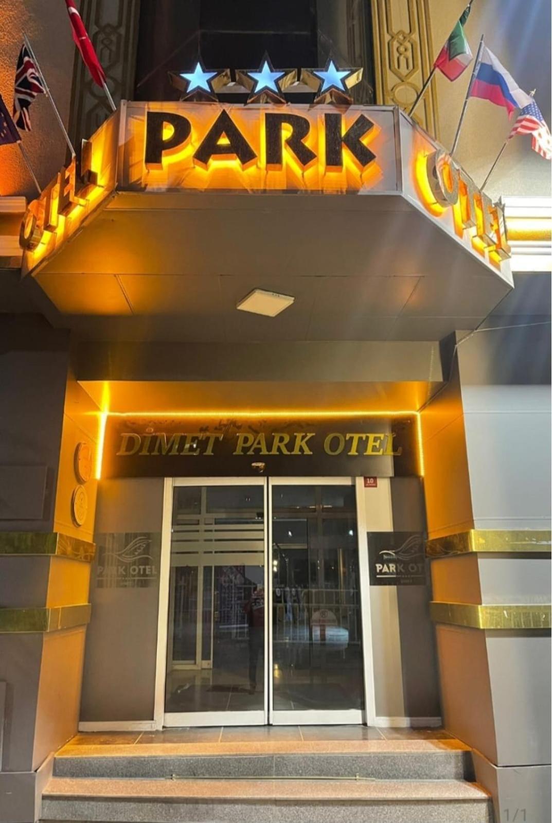 Dimet Park Hotel Van Extérieur photo